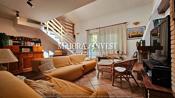 Appartamento con 5 locali in vendita in Contrada San Giacomo, Acquaviva Picena