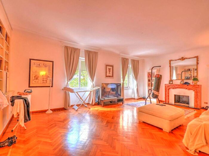 Appartamento con 6 locali in affitto in Via Antonio Bertoloni, Parioli, Roma