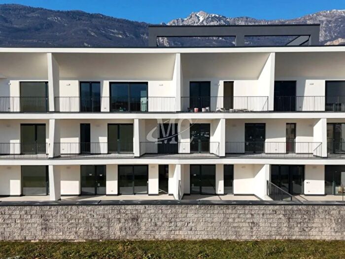 Appartamento trilocale in vendita in Via San Giorgio, Rovereto