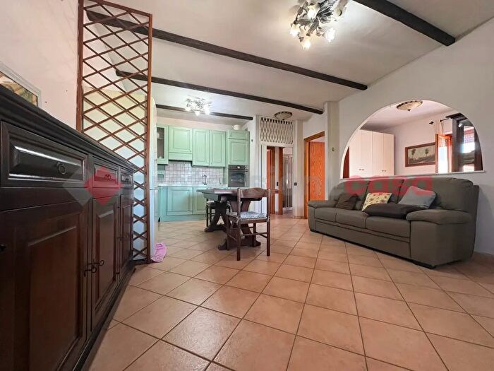 Casa trilocale in vendita in Via Giuliano De Medici, Terracina