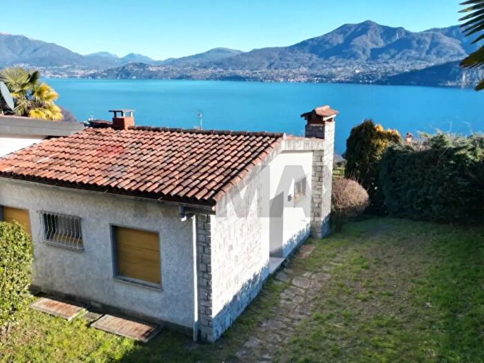 Casa bilocale in vendita in Via Santissima Trinita, Ghiffa