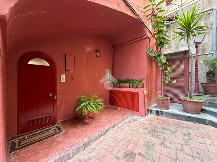 Appartamento bilocale in affitto in Via Posillipo, Napoli