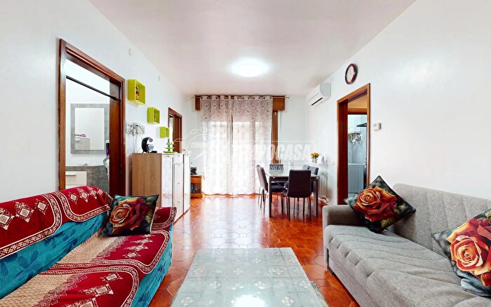 Appartamento trilocale in vendita in Carpi