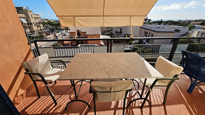 Appartamento trilocale in vendita in Viale dei Giardini, Agrigento