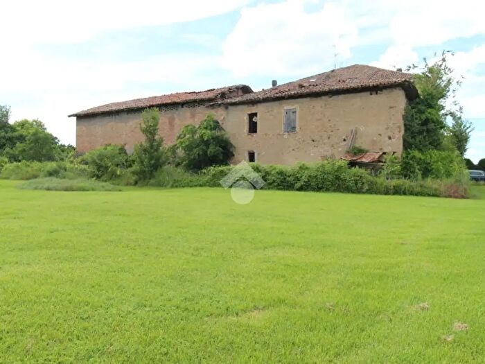 Casa con 8 locali in vendita in Via Canale, Casalgrande