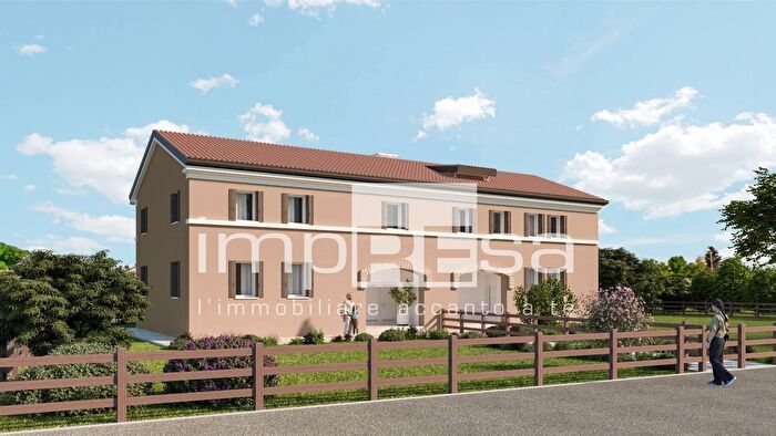 Casa con 6 locali in vendita in Via Moglianese SNC, Scorze