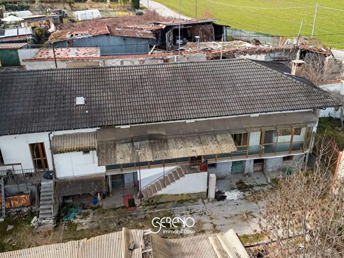 Casa con 9 locali in vendita in Via Basse San Sebastiano, Cuneo