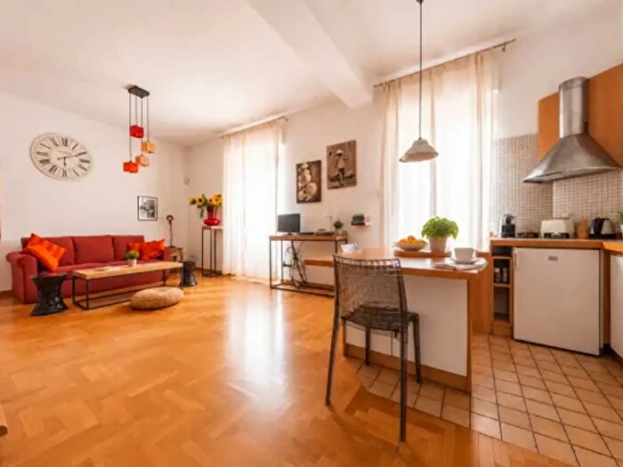 Appartamento bilocale in affitto in Via Volterra, Milano