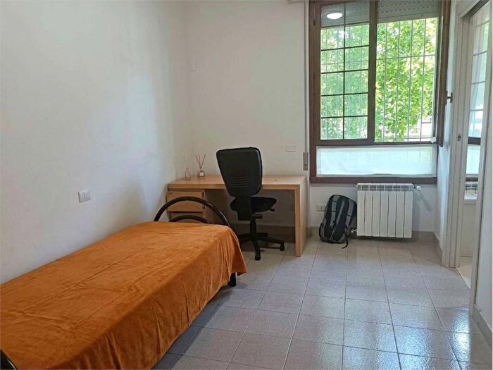 Appartamento monolocale in affitto in via Imperia, Famagosta, Milano