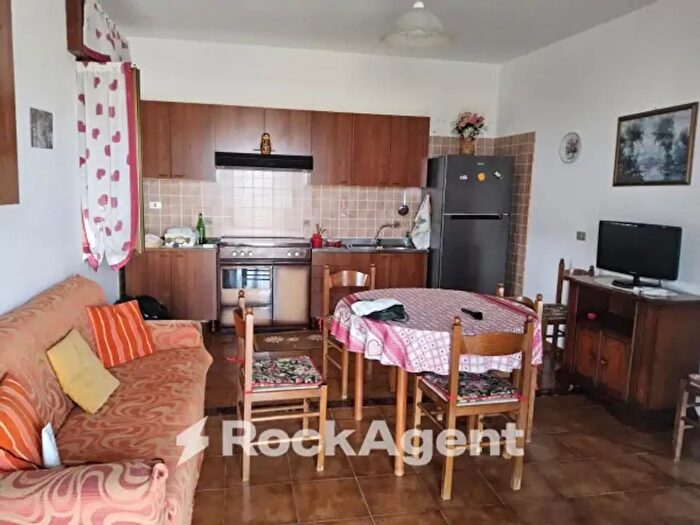 Casa bilocale in vendita in Contrada Dragoni Inferiore, Grotteria