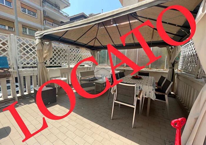 Appartamento trilocale in affitto in Appartamento Via della Madonna del Riposo, Roma