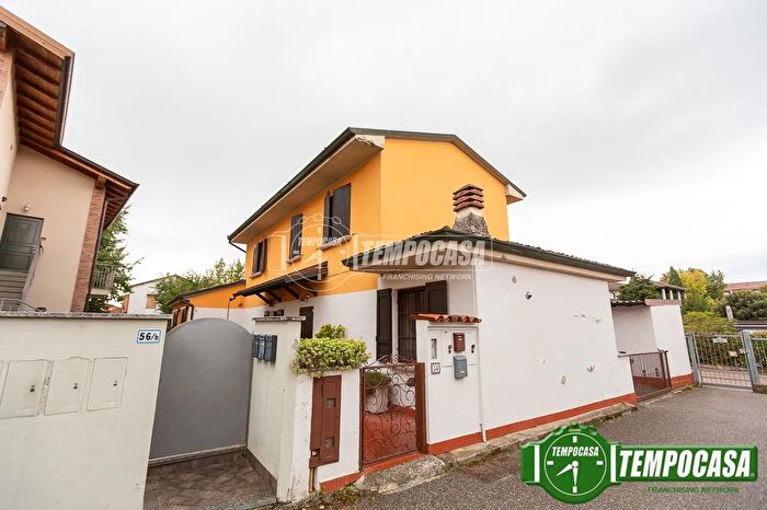 Appartamento trilocale in vendita in Via Martiri della Liberazione, Spino DAdda