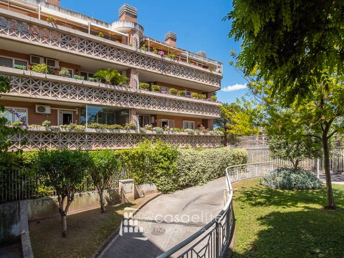 Casa trilocale in affitto in Via Diego Valeri, Fonte Ostiense, Roma
