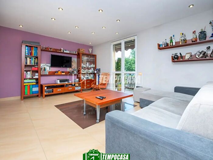 Appartamento trilocale in vendita in Via Bergamo Vicolo, Capriate San Gervasio