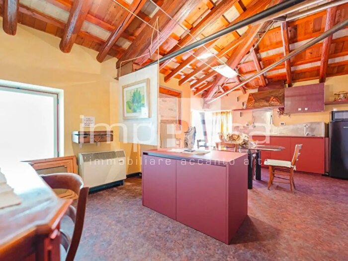 Appartamento trilocale in vendita in Via Casoni, Susegana