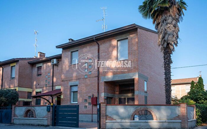 Casa con 5 locali in vendita in Via XXV Aprile, Vigarano Mainarda