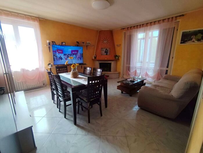 Appartamento trilocale in vendita in Via Bosi, Podenzano