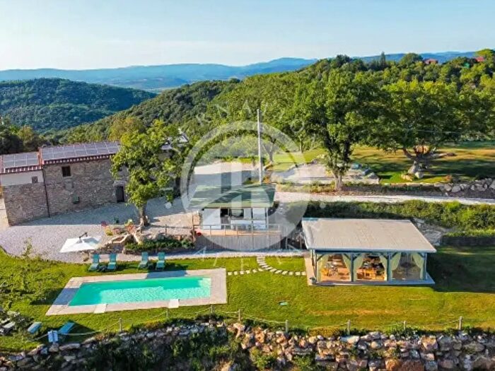 Casa con 6 locali in vendita in Suvereto