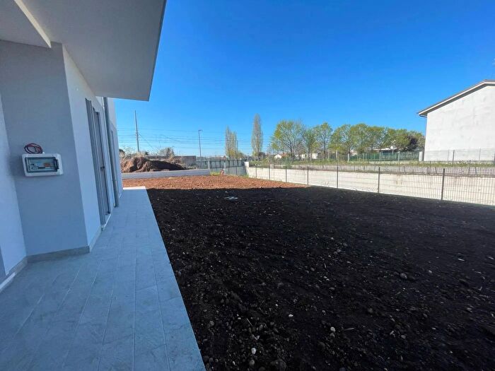 Appartamento quadrilocale in vendita in Via delle Alpi, Istrana