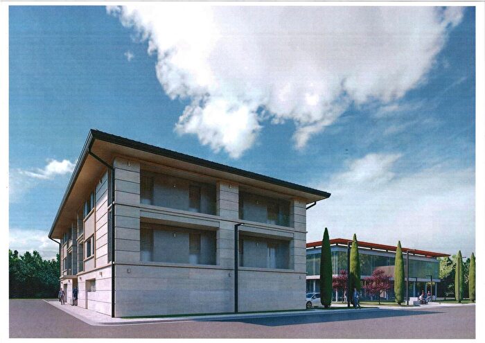 Appartamento quadrilocale in vendita in Cascina