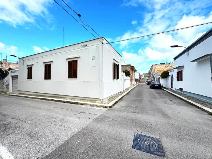 Casa trilocale in affitto in Via Principessa Maria, Bari