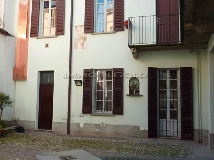 Case in Vendita e in Affitto - 2