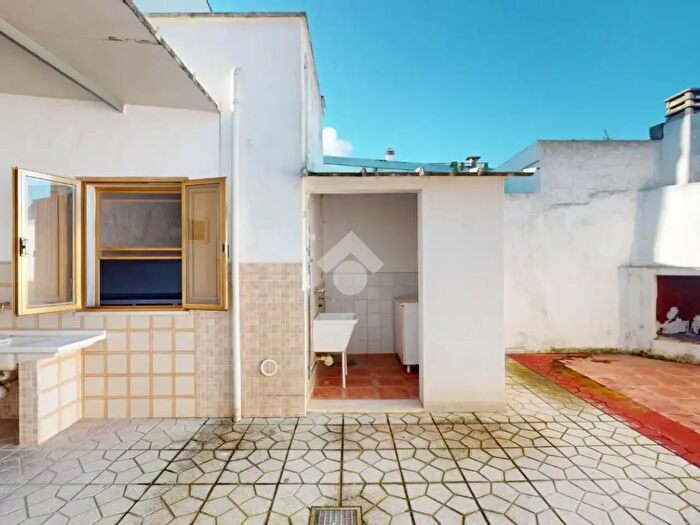 Casa trilocale in vendita in Via Stazione, Brindisi