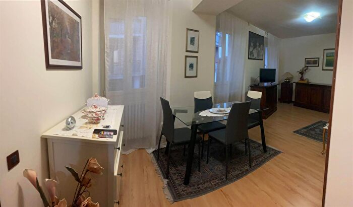 Appartamento con 5 locali in vendita in Tortona