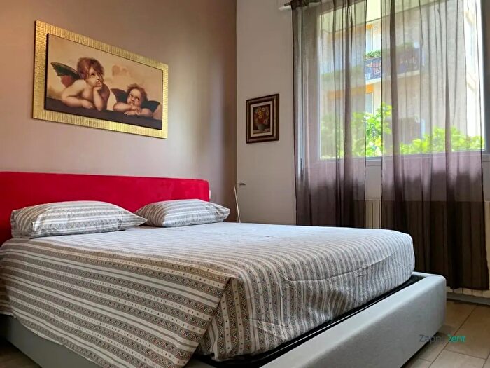 Appartamento trilocale in affitto in Via Privata Fonzaso, Milano