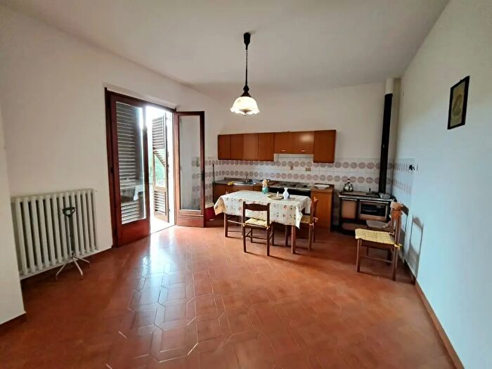 Appartamento con 5 locali in vendita in Vinci