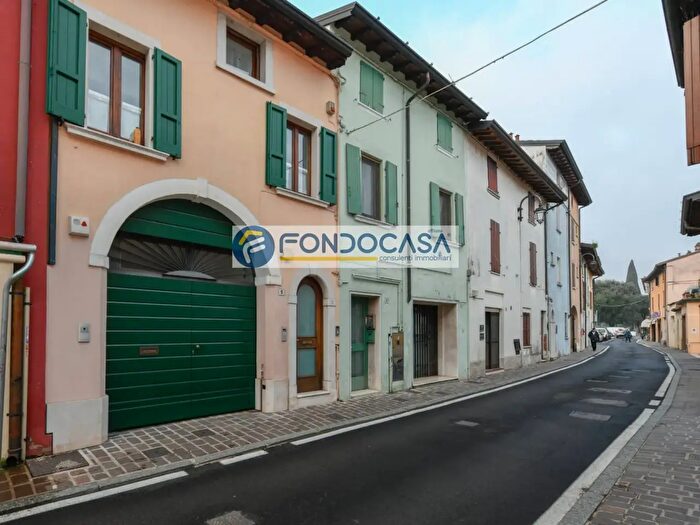 Appartamento bilocale in vendita in Via Garibaldi, Desenzano Del Garda