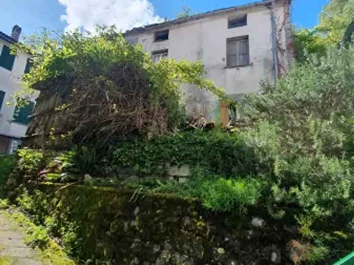Casa con 6 locali in vendita in Frazione Casanova, Rovegno