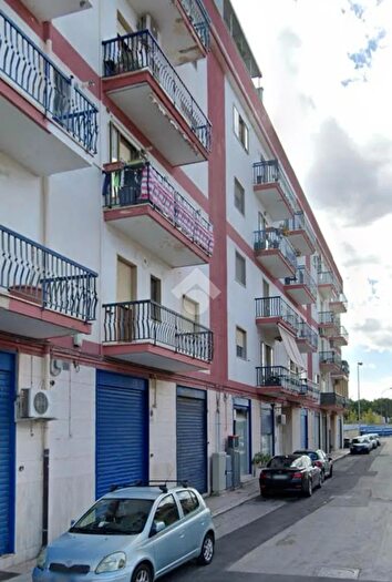 Appartamento trilocale in vendita in Via Andria, Trani