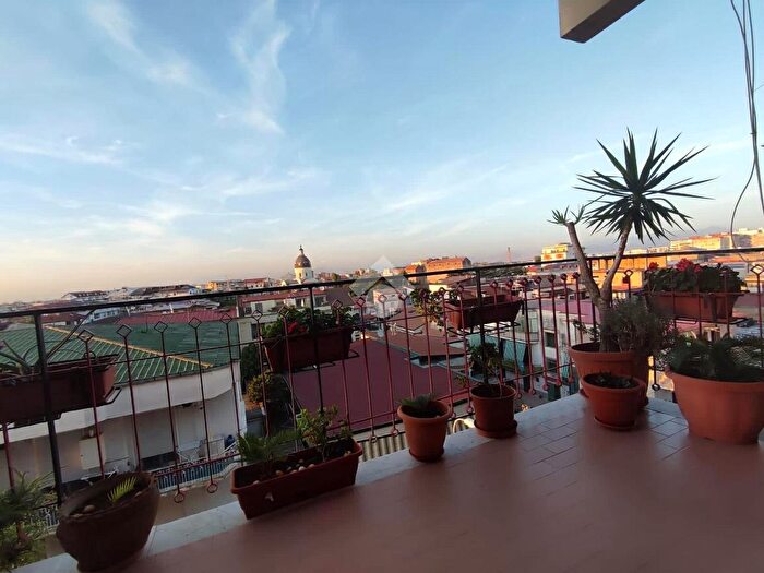 Appartamento con 5 locali in vendita in Via San Francesco, Grumo Nevano