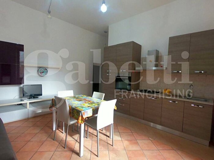 Appartamento trilocale in affitto in VIA VITTORIO VENETO, Centro, Nettuno