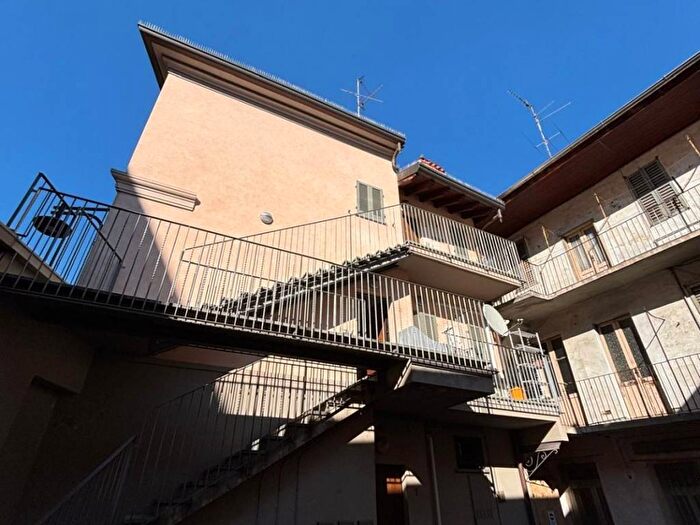 Appartamento bilocale in affitto in Via Carlo Porta, Piazza Santa Maria, Busto Arsizio