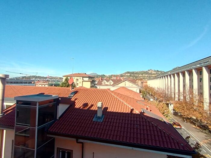 Appartamento quadrilocale in affitto in San Paolo, Bergamo