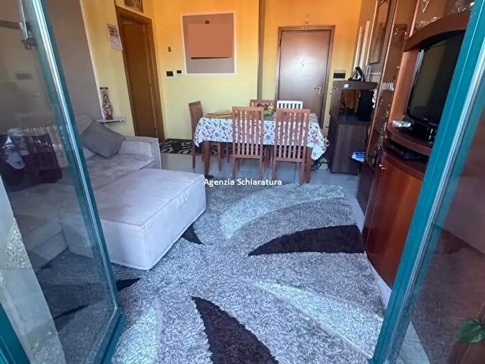 Appartamento con 6 locali in vendita in Pesaro