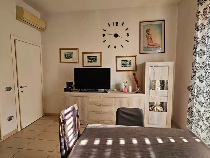 Appartamento con 5 locali in vendita in Via Livenza, Ravenna