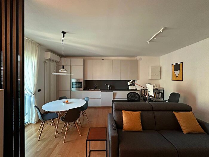 Appartamento bilocale in affitto in Via Giacomo Antonini, Vigentino Fatima, Milano