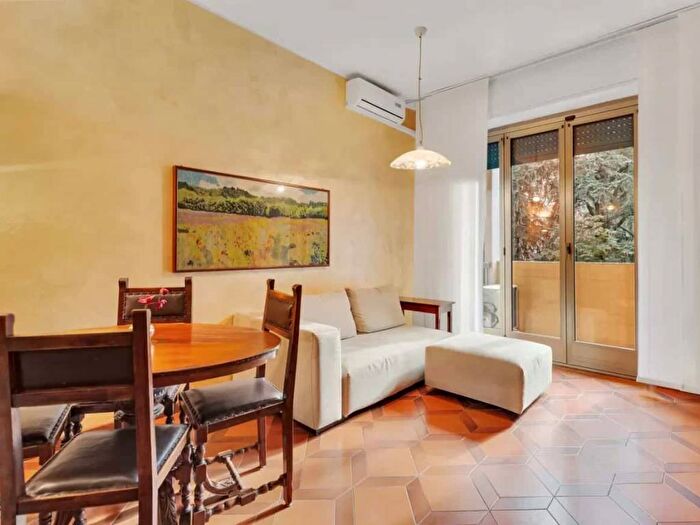 Appartamento trilocale in affitto in Via Dalmazia, Quartiere Forlanini, Milano