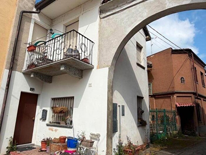 Casa trilocale in affitto in Via Palestro, Prarolo