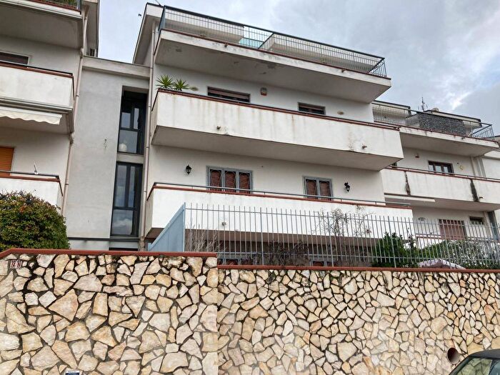 Appartamento con 6 locali in affitto in Via Alcide De Gasperi, Pellezzano