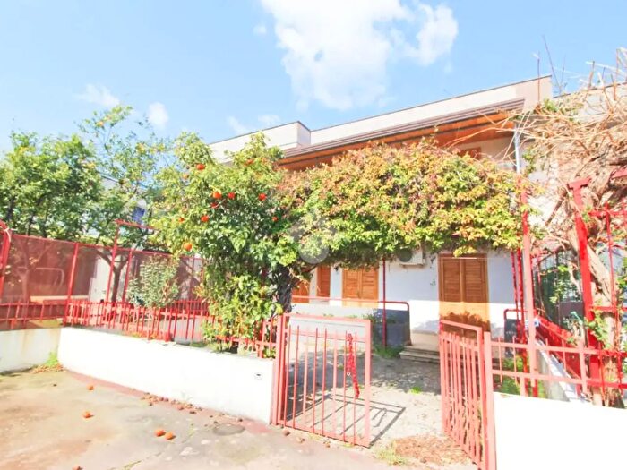 Appartamento trilocale in vendita in Via De Gasperi, Campomarino