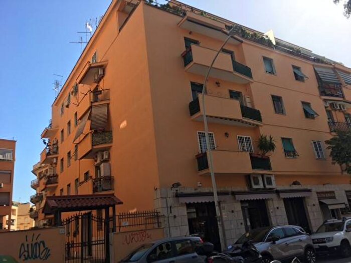 Appartamento trilocale in affitto in Via Raffaele Balestra, Monteverde Nuovo, Roma