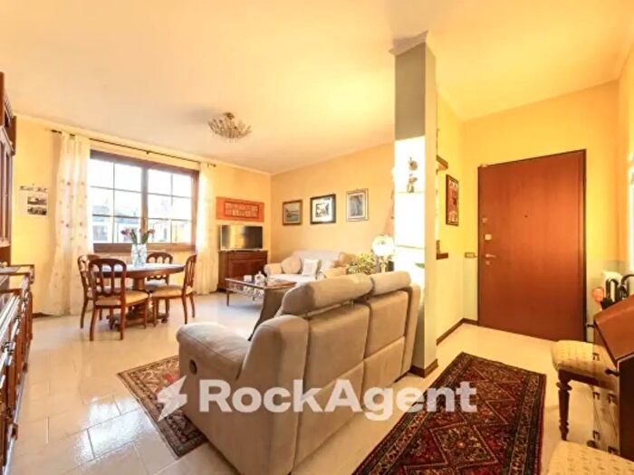 Appartamento trilocale in vendita in Via Alfredo Catalani, Settimo Milanese