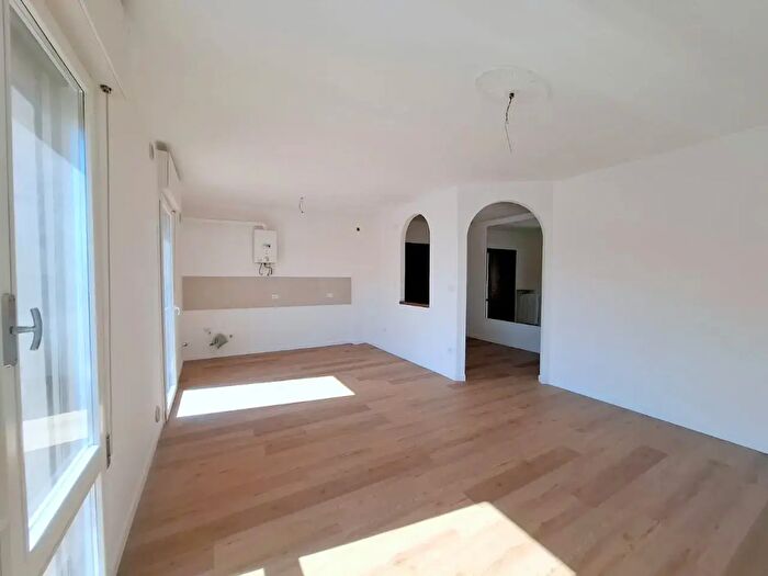 Appartamento quadrilocale in vendita in Via Girolamo Forabosco, Padova