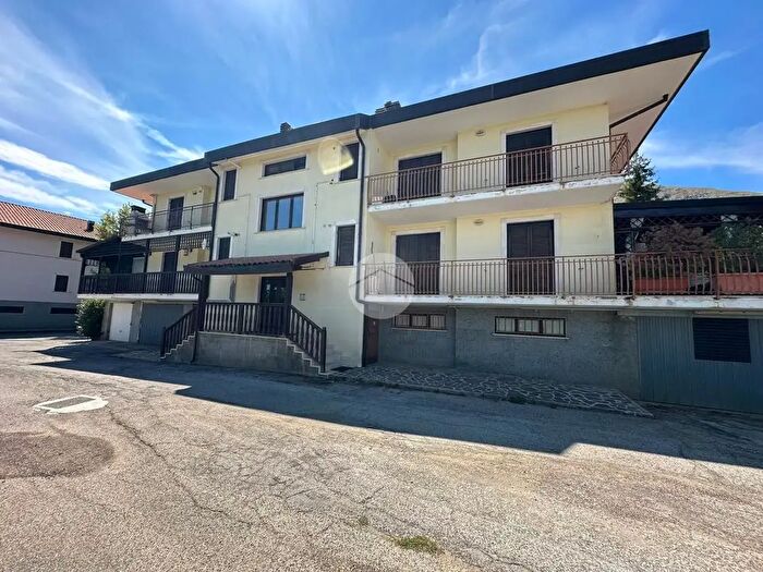 Appartamento monolocale in vendita in Via Capo Croce, Rocca Di Cambio