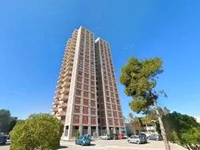 Appartamento con 5 locali in vendita in Via Cripta del Redentore, Taranto