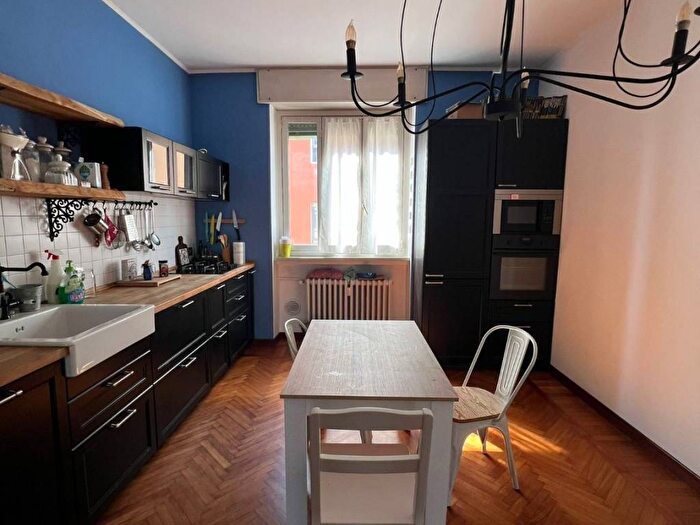 Appartamento quadrilocale in affitto in Via Nicola dApulia, Rovereto, Milano